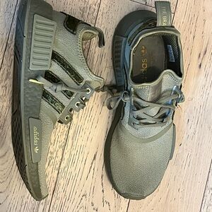 Adidas Women’s NMD_R1 “Orbit Green” Sneakers.  Women’s 8.5